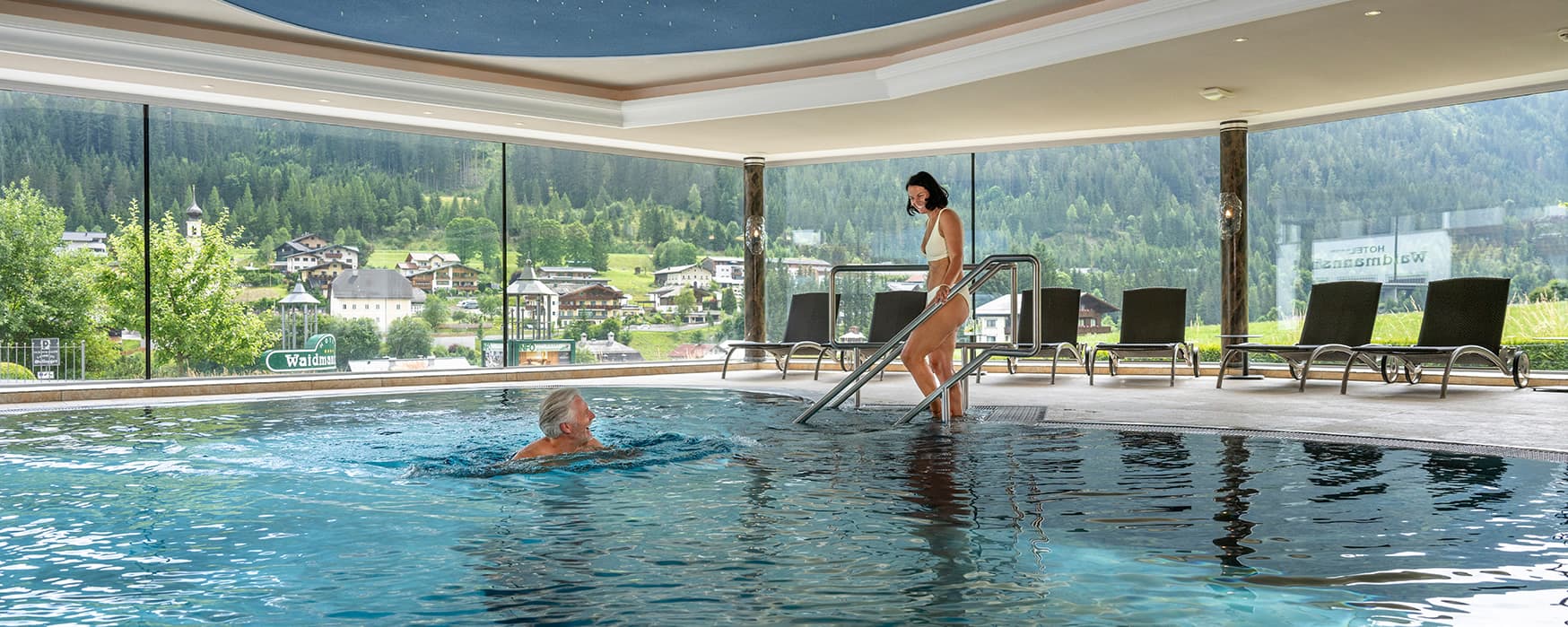Relax in the indoor pool in the Hotel Waidmannsheil in Flachau
