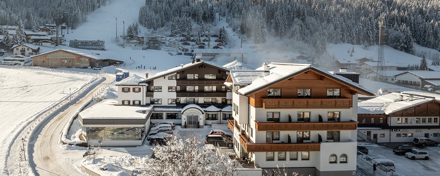 Hotel Waidmannsheil in Flachau in winter