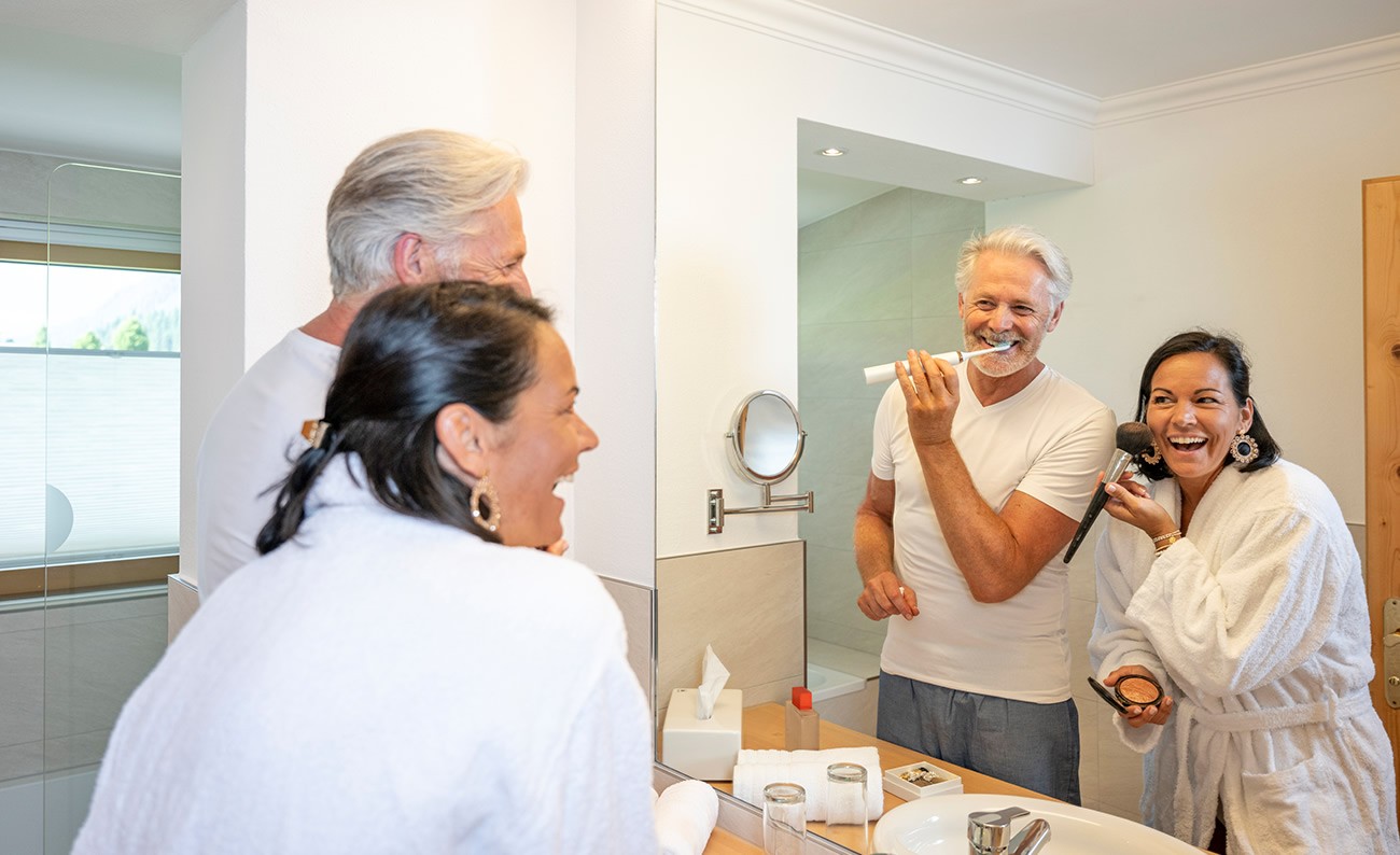 Morgenroutine im Badezimmer